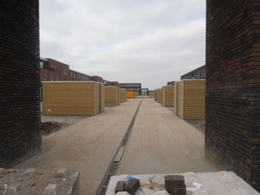 Singelkwartier 3 - Binnenplaats, gezien vanuit de Midasstraat (april 2012)