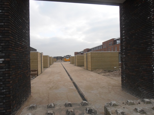 Singelkwartier 3 - Binnenplaats, gezien vanuit de Ledastraat (april 2012)