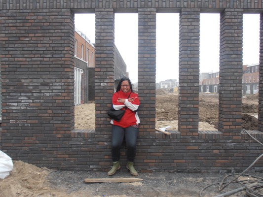 Annemarieke rust even uit na al dat harde werken
